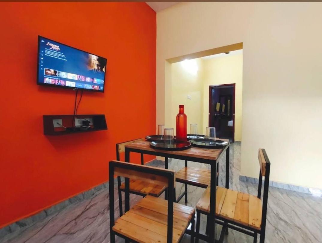 Gratitude Inn, Near Serenity Beach 퐁디셰리 외부 사진